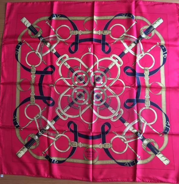 エルメス スカーフ「黄金の拍車」pink バリエーション